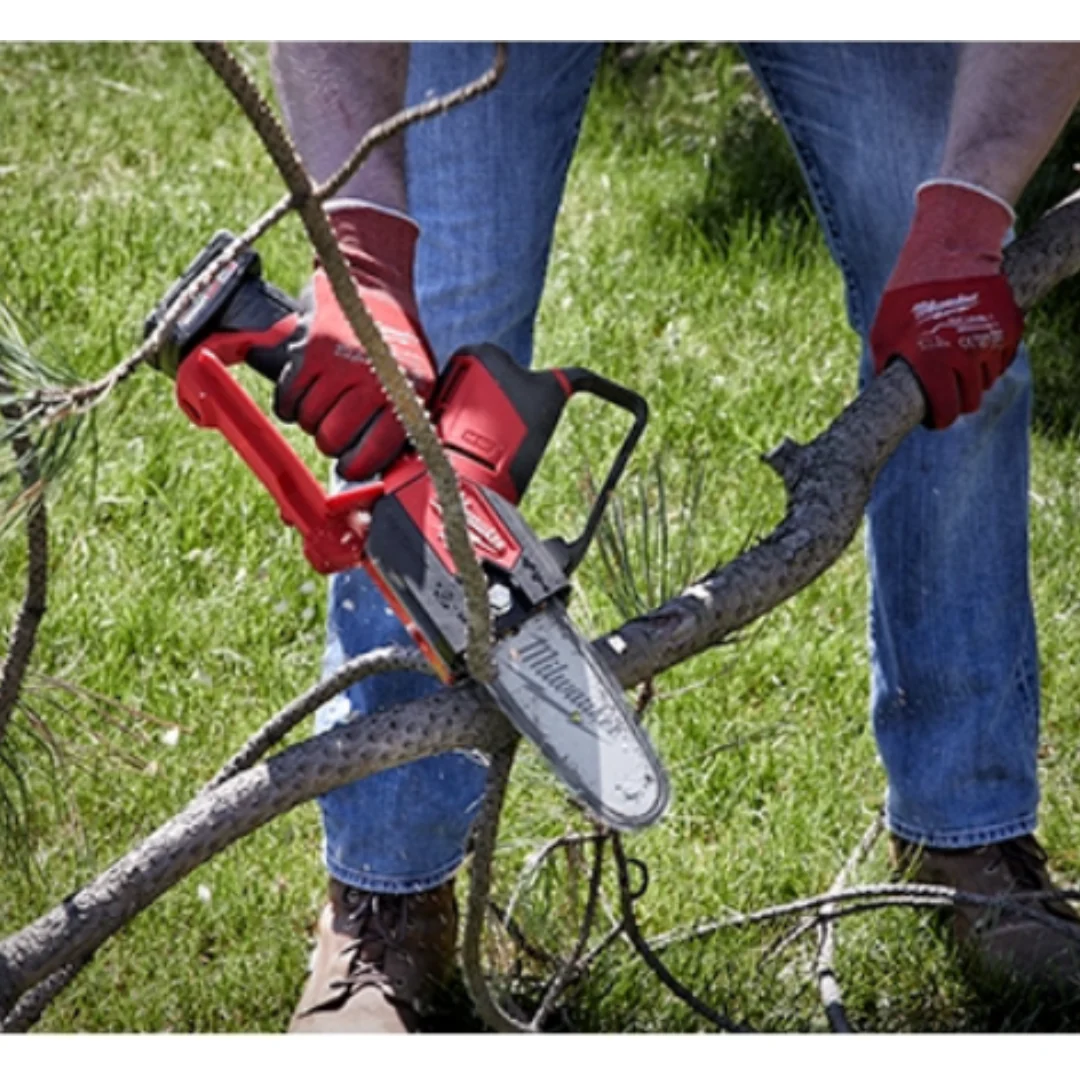 M12 FUEL™ HATCHET™ 6” Pruning Saw with FREE XC 5.0 Battery - Image 4
